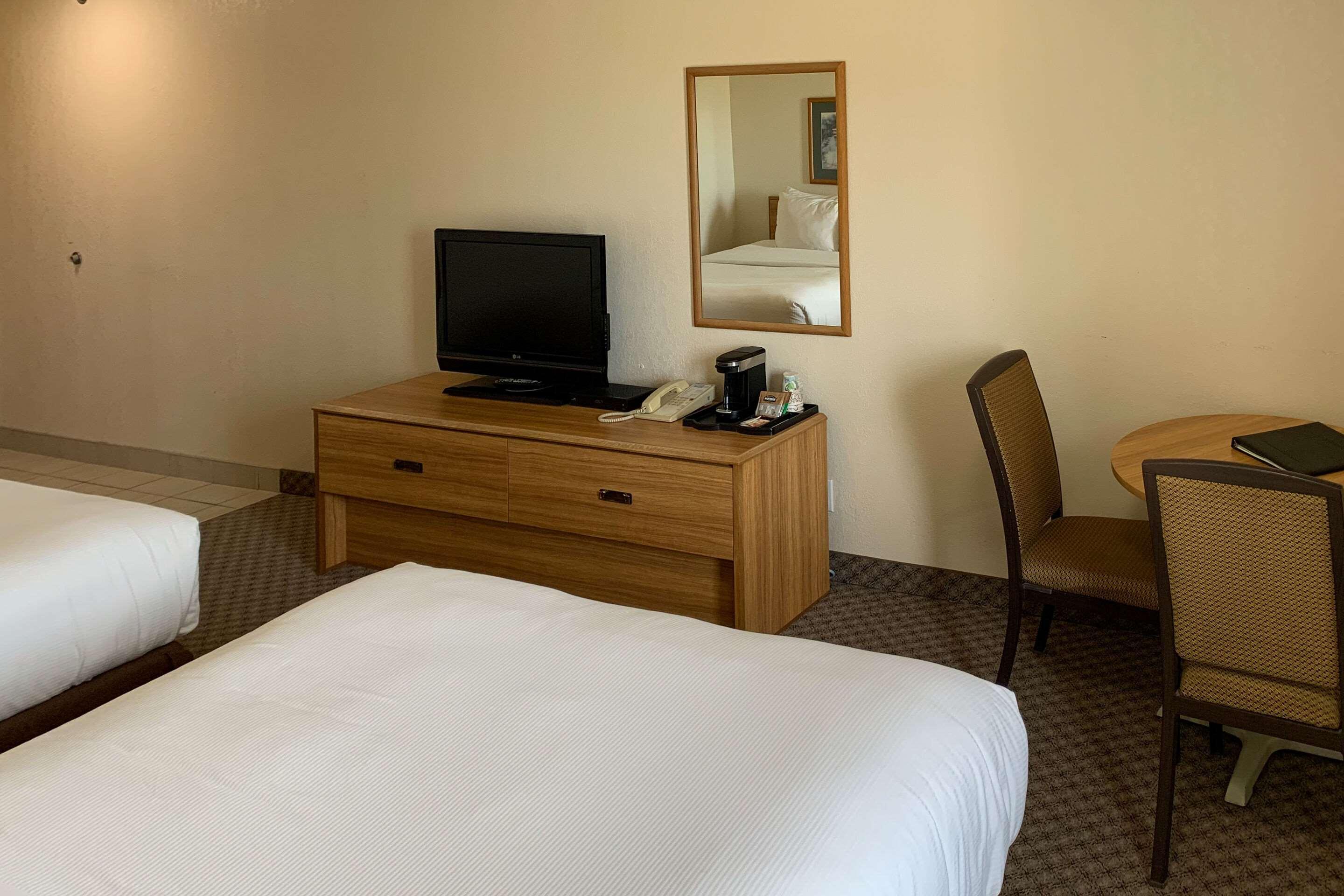 Super 8 By Wyndham Greensburg Zewnętrze zdjęcie